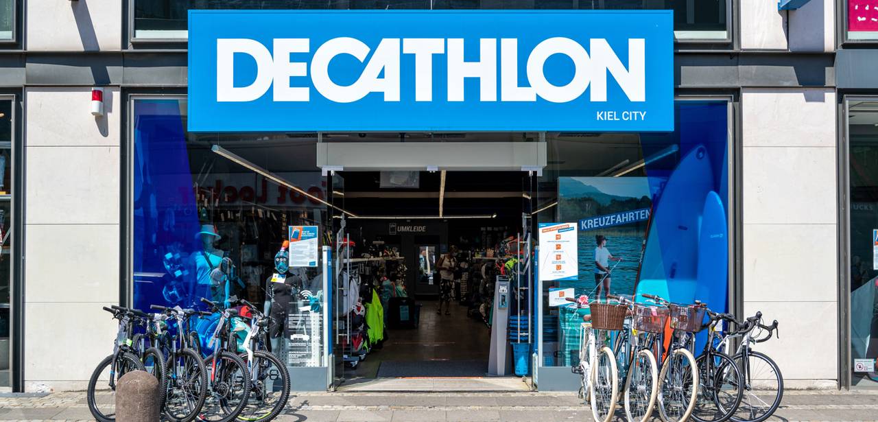 Decathlon Store in Deutschland, Vorreiter in Sachen Nachhaltigkeit und Sportinnovation (Foto: AdobeStock 443700245 Björn Wylezich)