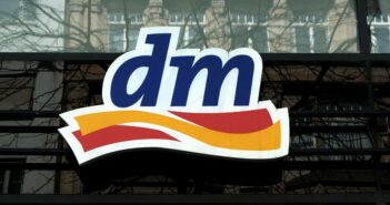 Eine der modernsten Filialen der dm-drogerie markt GmbH im deutschen Markt. (Foto: AdobeStock-786701109 Martin Debus)