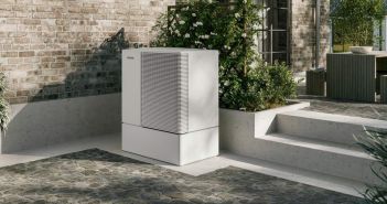 Stiebel Eltron erweitert WPL-A Wärmepumpenserie um zusätzliche fünf (Foto: STIEBEL ELTRON GmbH & Co. KG)